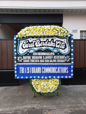 Papan Bunga Duka di Pahae Jae